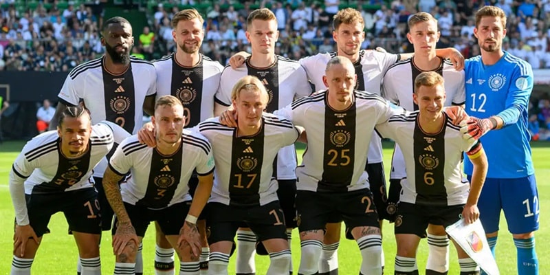 Đội tuyển Đức đang trải qua thời kỳ chuyển giao thế hệ với nhiều khó khăn