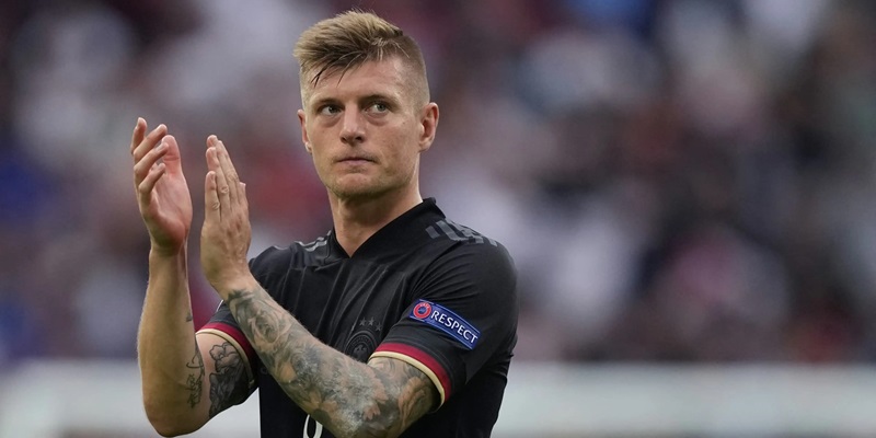 Tiền vệ tài năng Toni Kroos đã xác nhận quay trở lại đội tuyển Đức dự Euro 2024