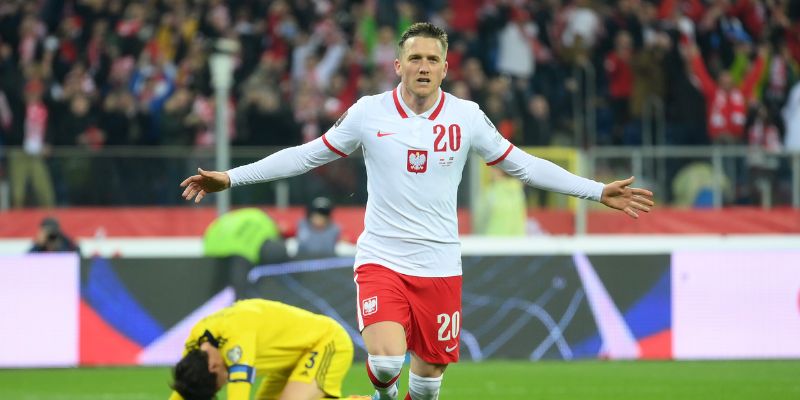 Piotr Zielinski thể hiện phong độ cao giúp Ba Lan có mặt tại Euro 2024
